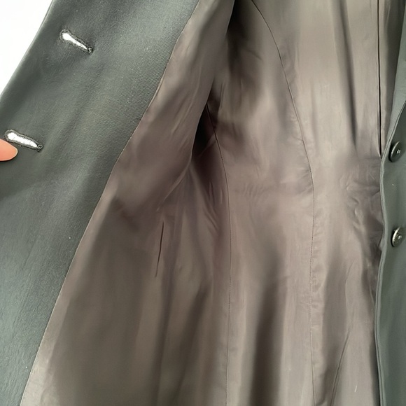 Vintage 90s Calvin Klein 100% wool blazer made in USA. Size 2 - Picture 10 of 15